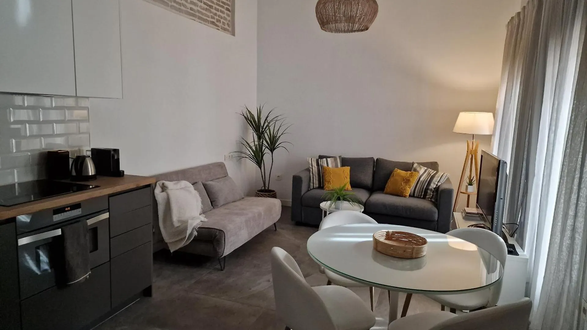 Apartmán Atico En Puerta Osario Sevilla 0*,