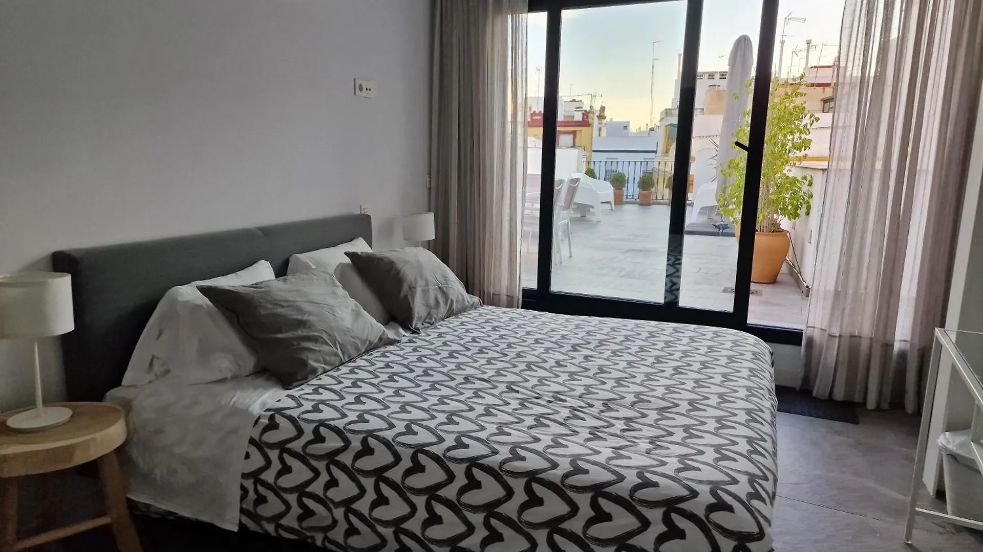 Apartmán Atico En Puerta Osario Sevilla Španělsko