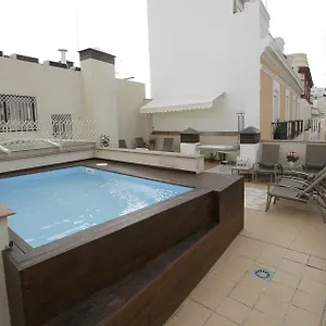 Apartment Plaza Nueva, Sevilla