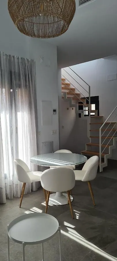 Atico En Puerta Osario Daire Sevilla
